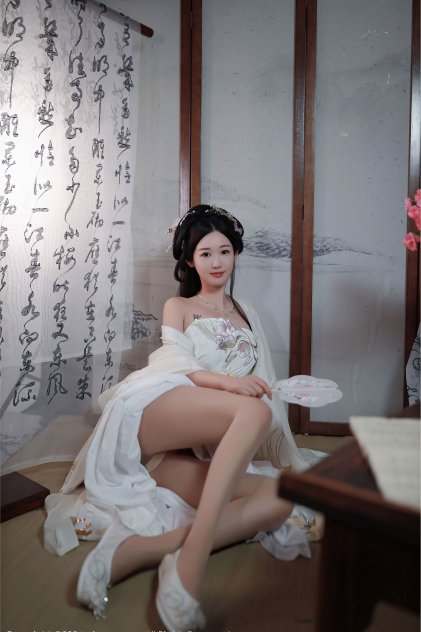 仿真娃娃实战海报